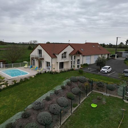 Gite Montgolfiere 6 Personnes Châtellerault Dış mekan fotoğraf