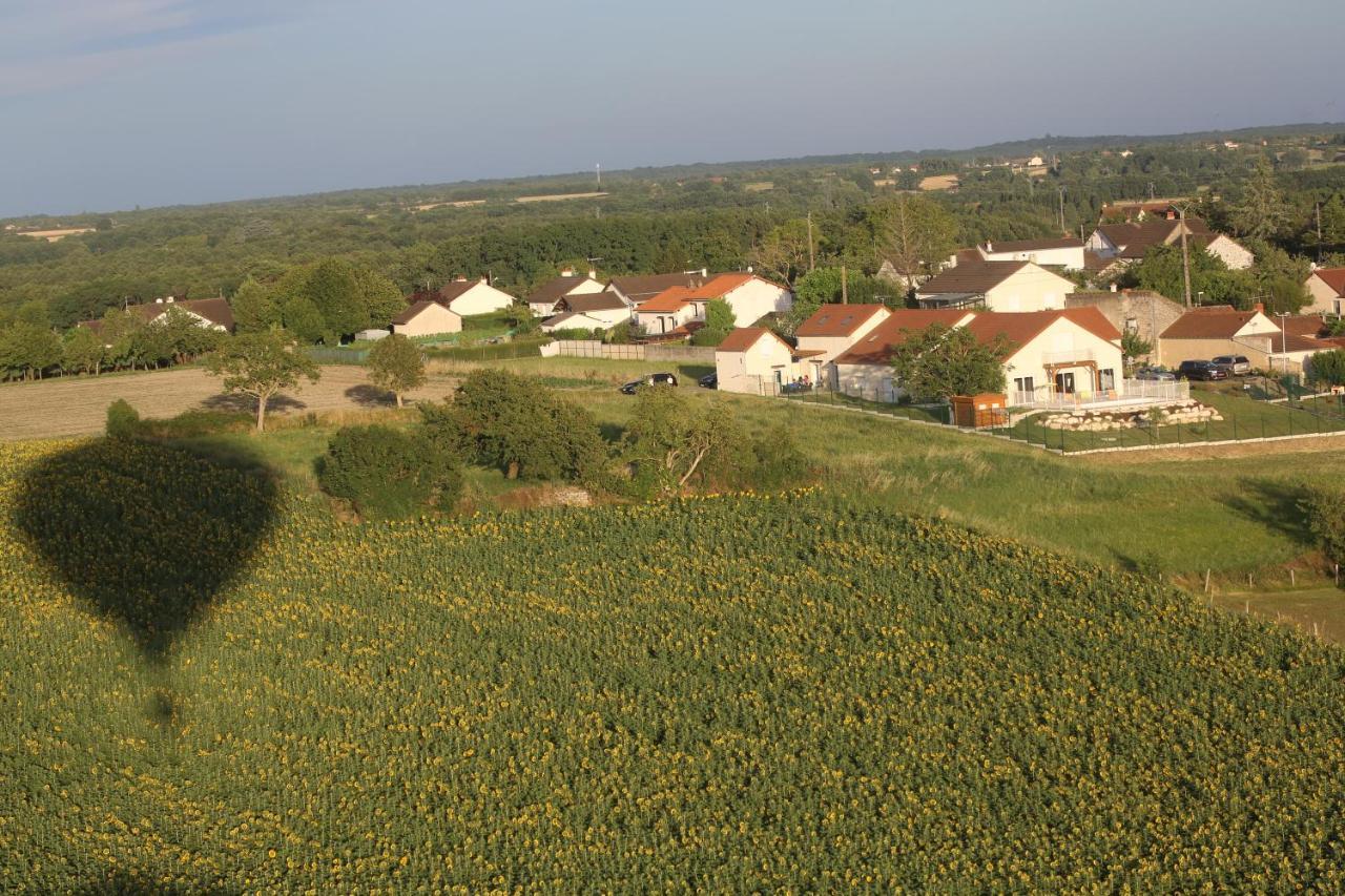 Gite Montgolfiere 6 Personnes Châtellerault Dış mekan fotoğraf